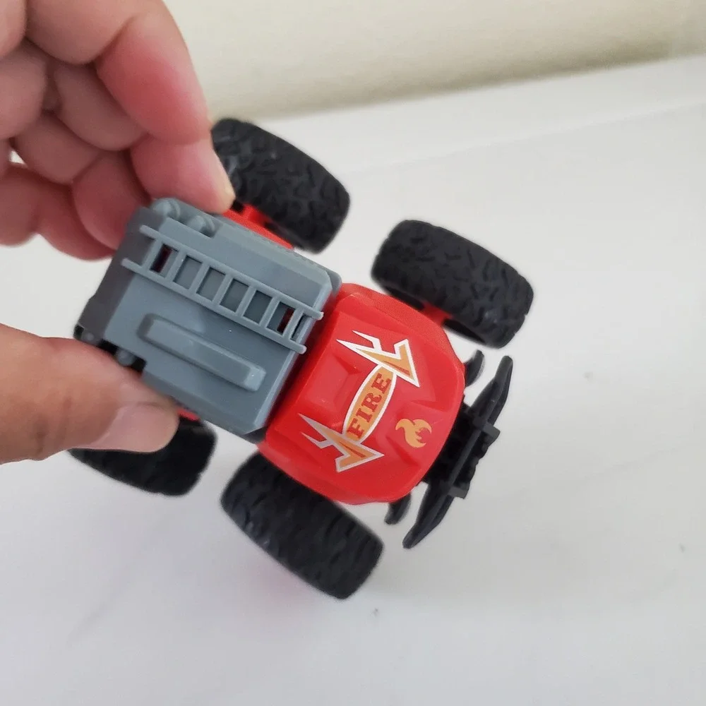 Red Monster Truck Fire Engine Toy with Suspension 22105LW Rescue Vehicle